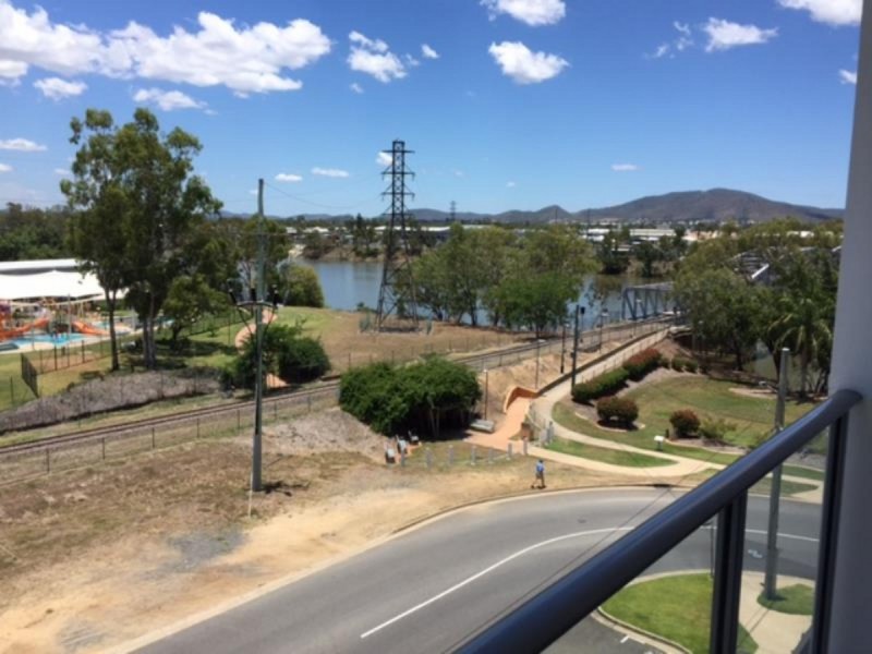 402/2-4 Victoria Parade, Rockhampton City QLD 4700